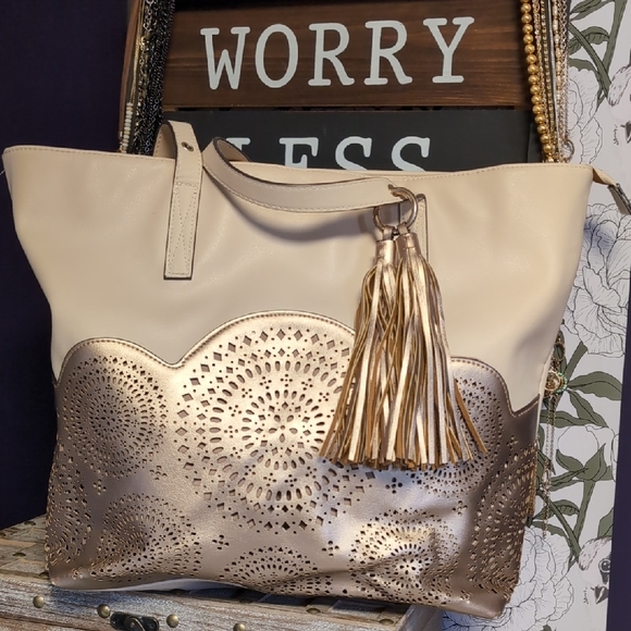 C Est. 1946 Handbags - Classic Beige Tote with Rose Gold Metallic Accents